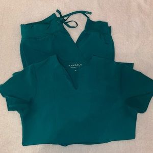 MANDALA Scrub Set